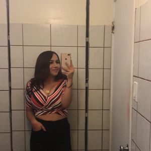 Meet your Posher, Lorena